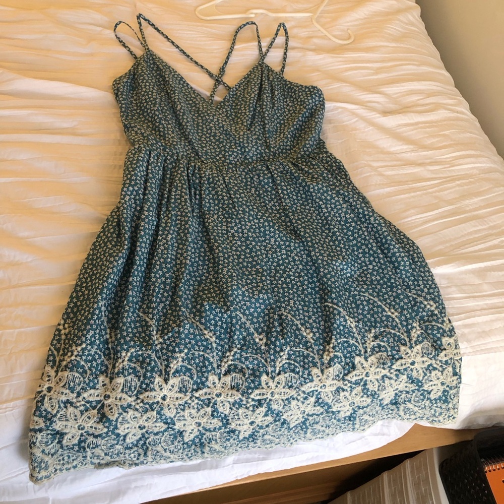 Altar’d State Women’s Embroidered Floral Dress